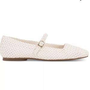 Vince Camuto White Vinley Woven Mary Jane Flats size 5